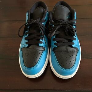 Men’s Nike Jordan One Lows, blue and black, 9.5, GUC